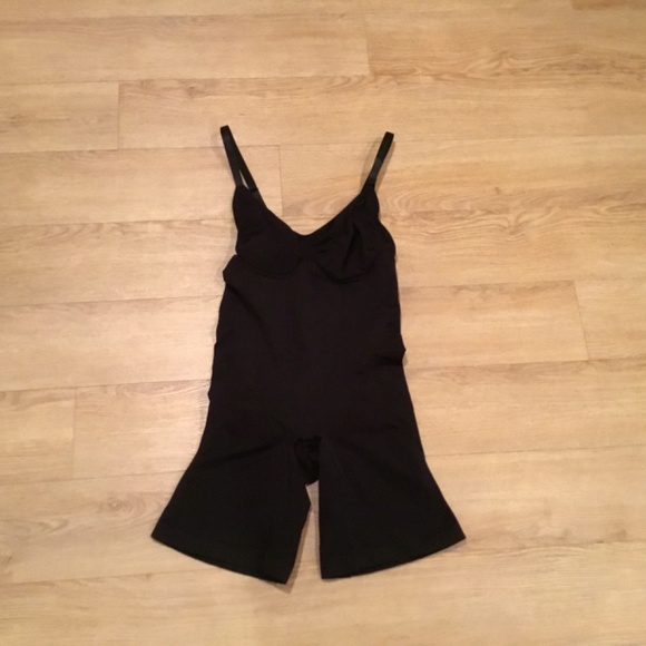 Women’s Full Body Shapewear With Butt Lifter And Thigh Slimmer - Picture 6 of 8